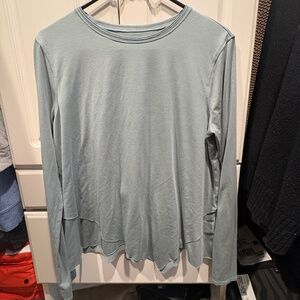Long sleeve Lululemon top